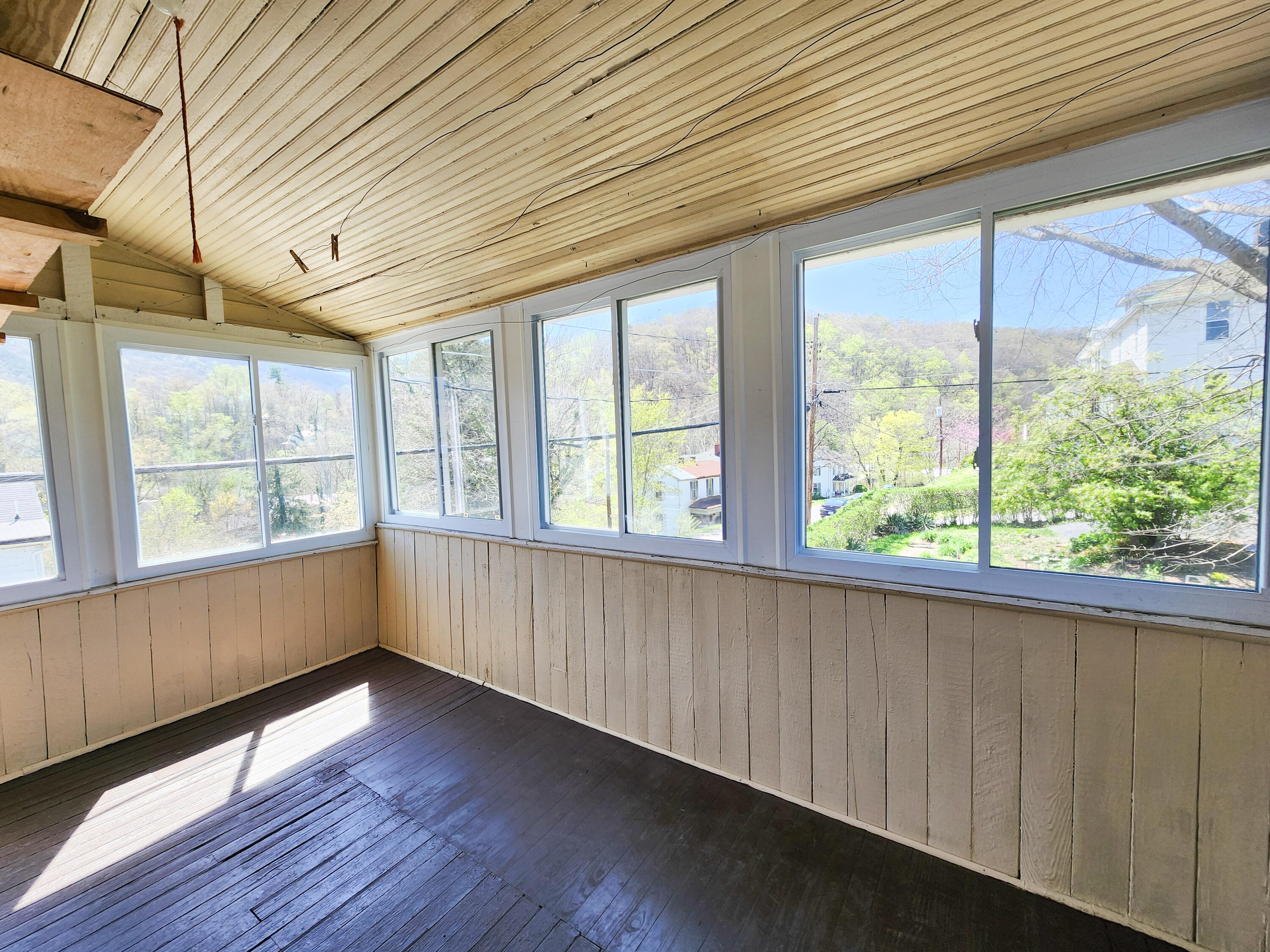 501 Brussels Ave, Clifton Forge, Virginia image 44