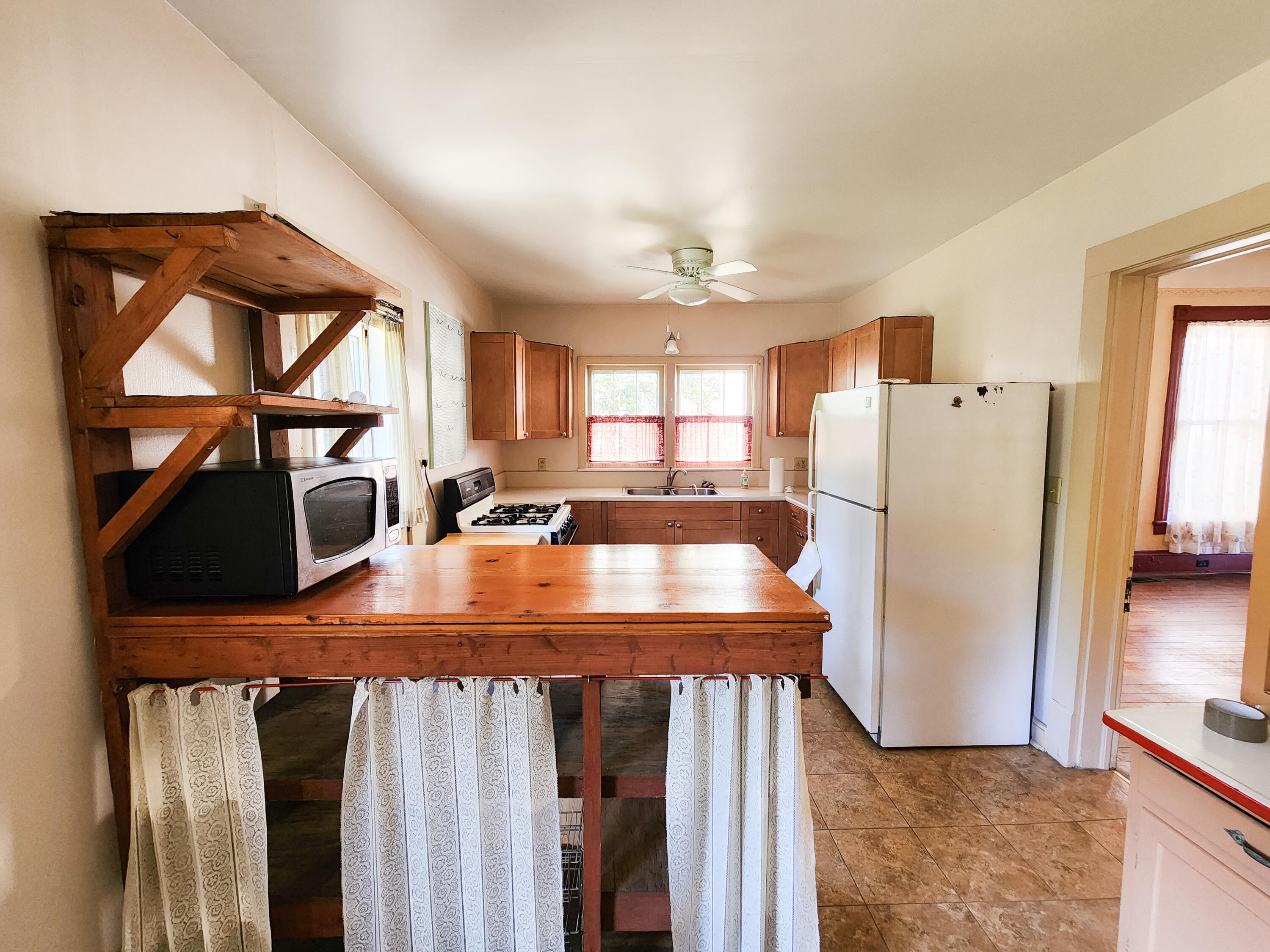 501 Brussels Ave, Clifton Forge, Virginia image 23