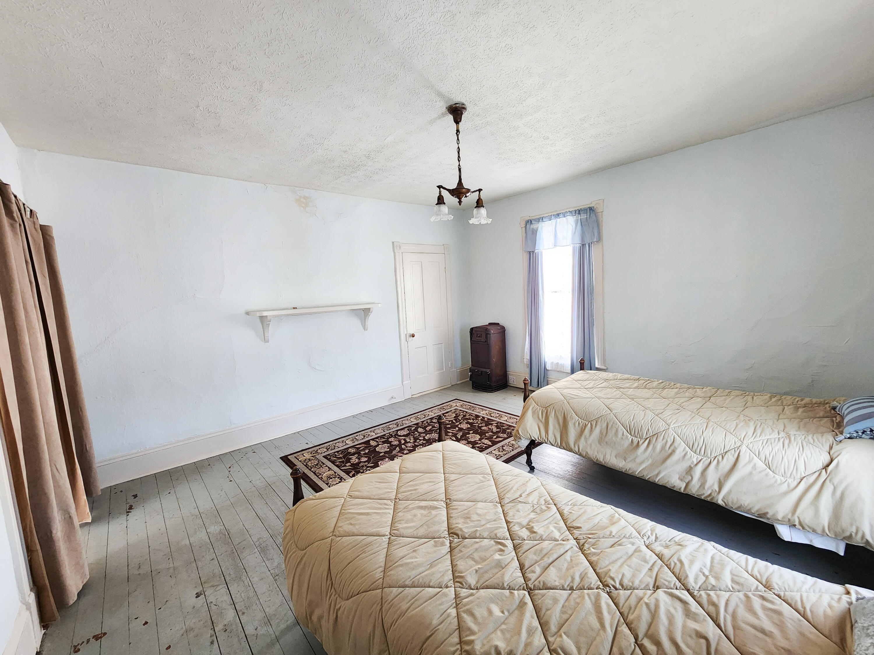 501 Brussels Ave, Clifton Forge, Virginia image 35
