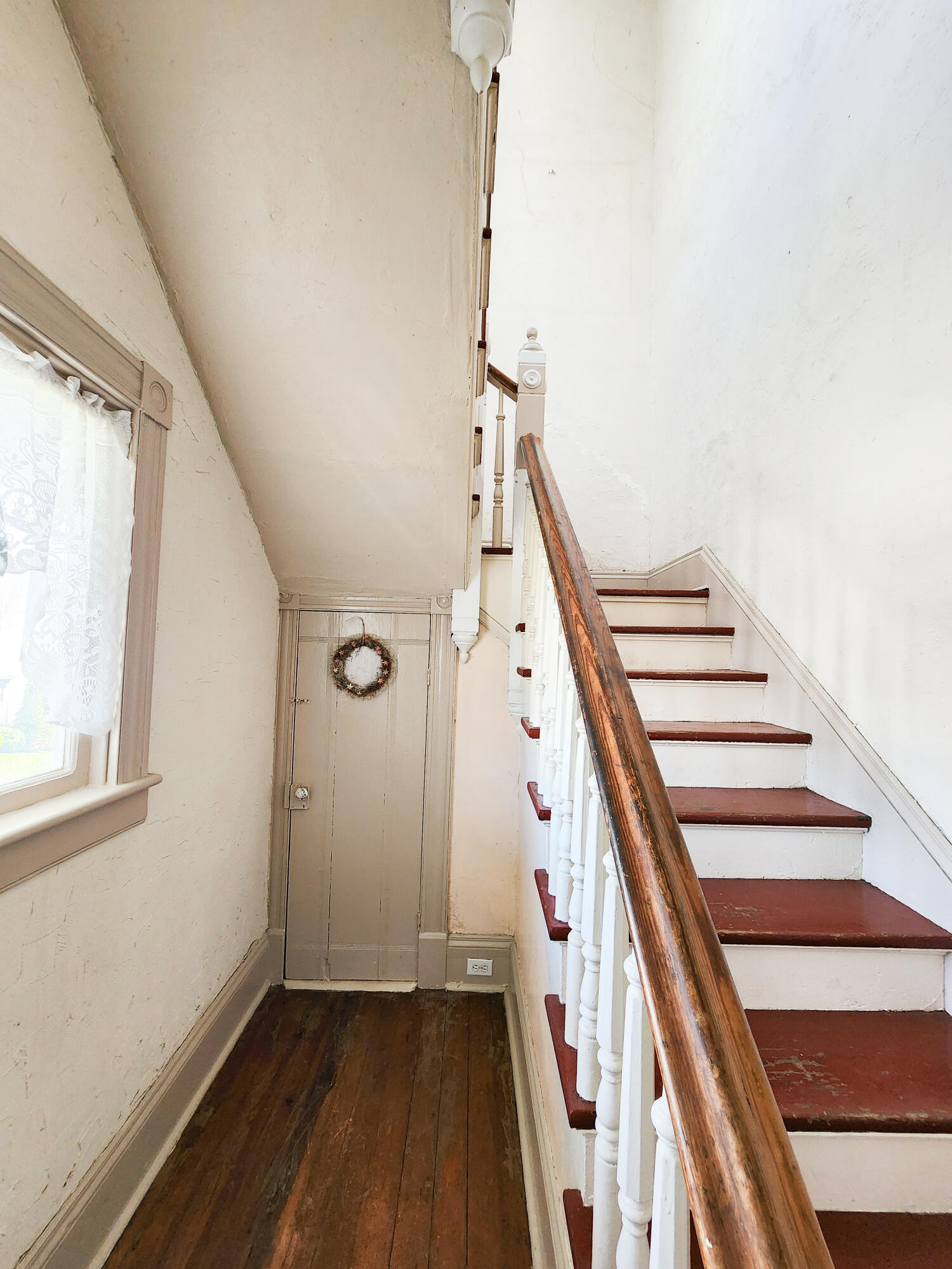 501 Brussels Ave, Clifton Forge, Virginia image 32