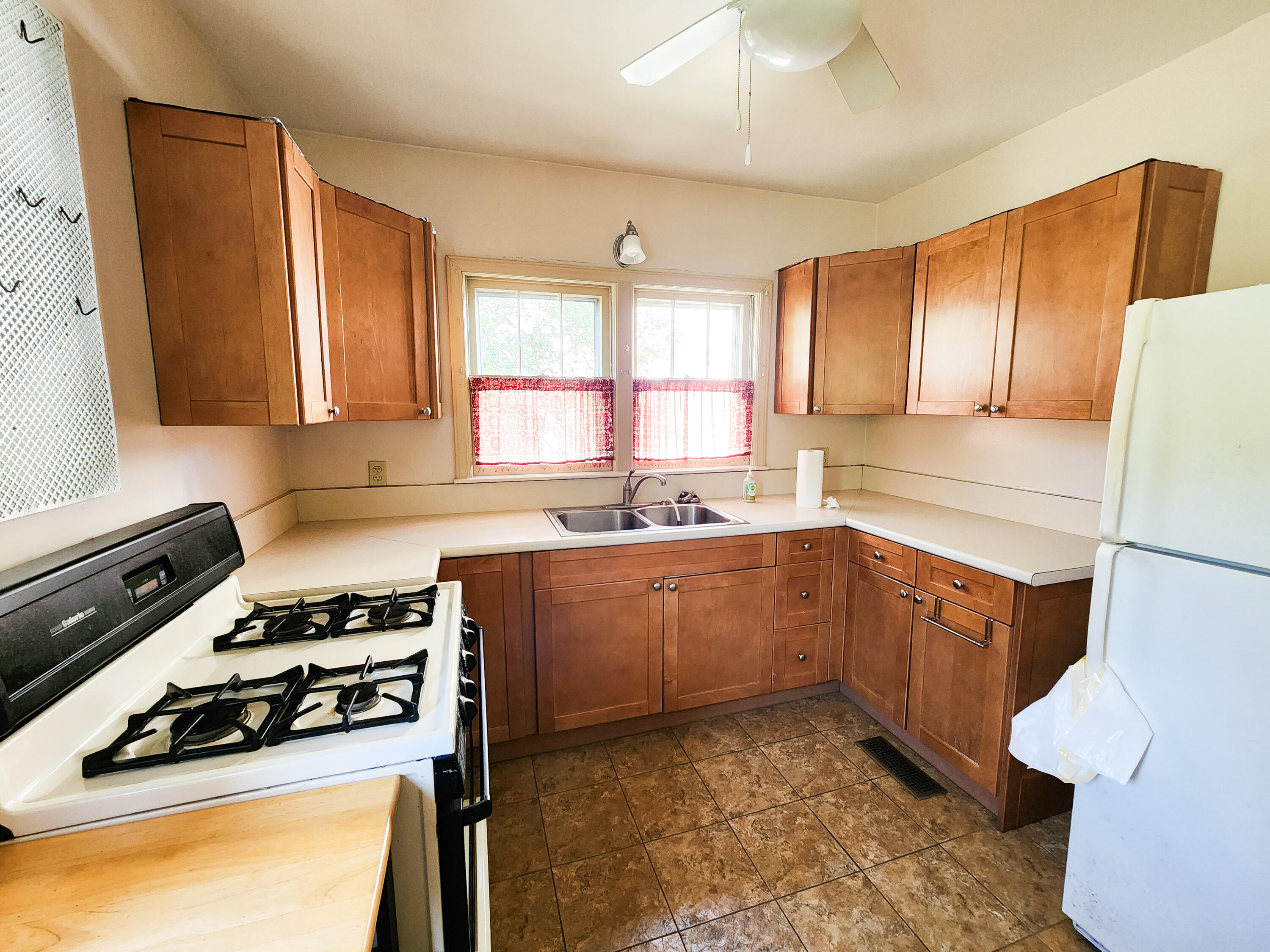501 Brussels Ave, Clifton Forge, Virginia image 24