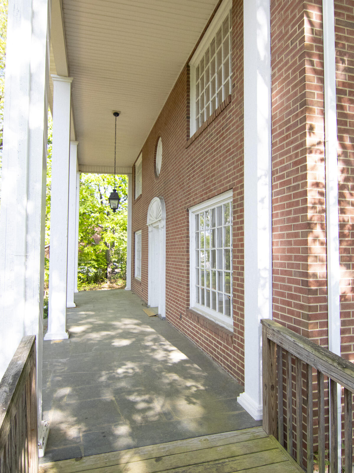 1009 Hardy Rd, Vinton, Virginia image 2