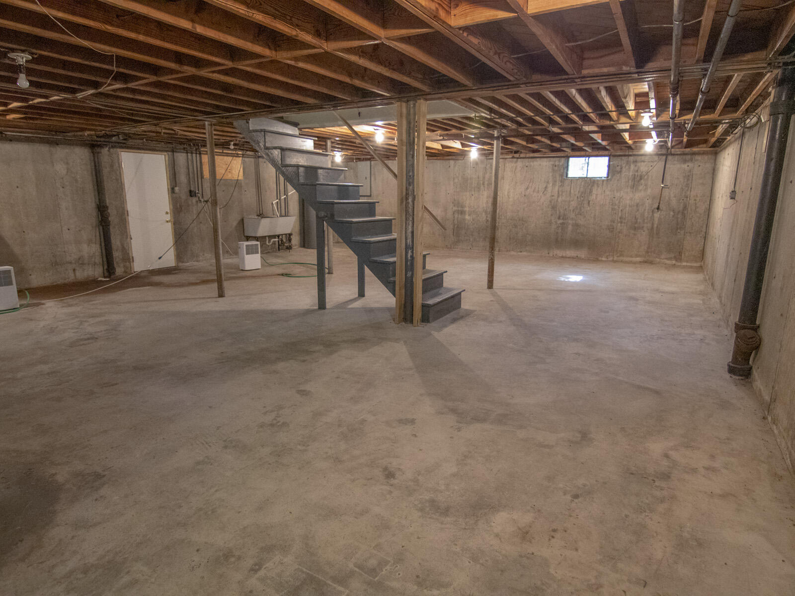 1009 Hardy Rd, Vinton, Virginia image 20