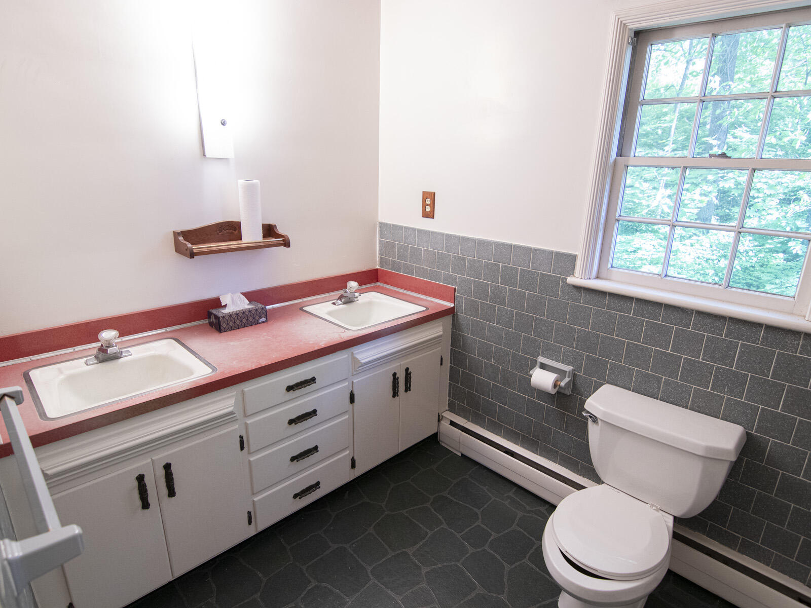 1009 Hardy Rd, Vinton, Virginia image 12