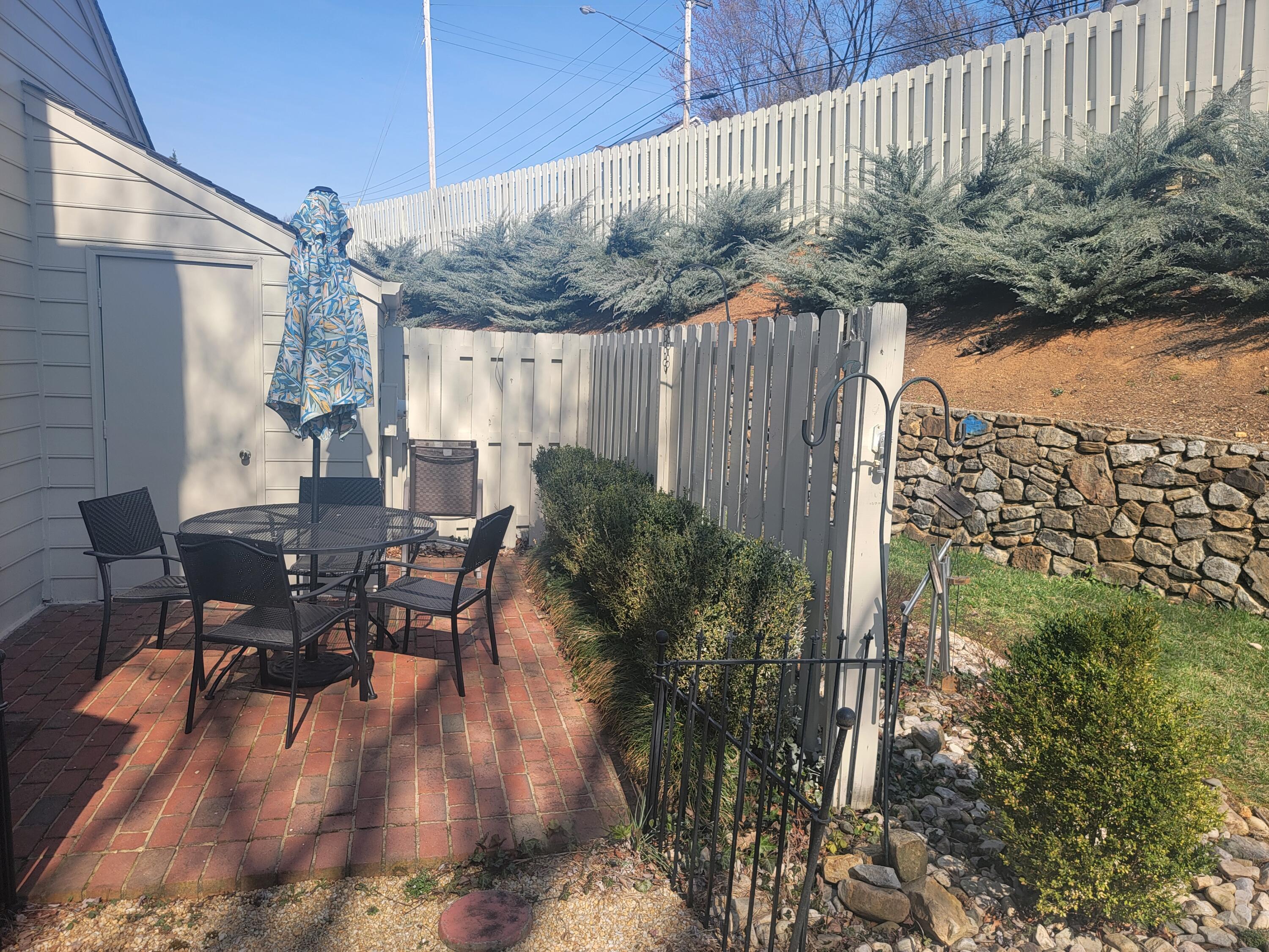 856 Stonegate Ct, Salem, Virginia image 23