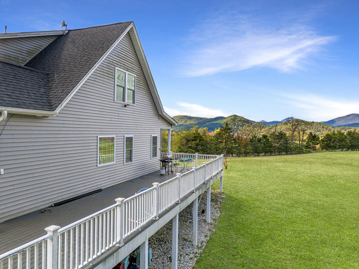 1169 Mountain Creek Ln, Big Island, Virginia image 5