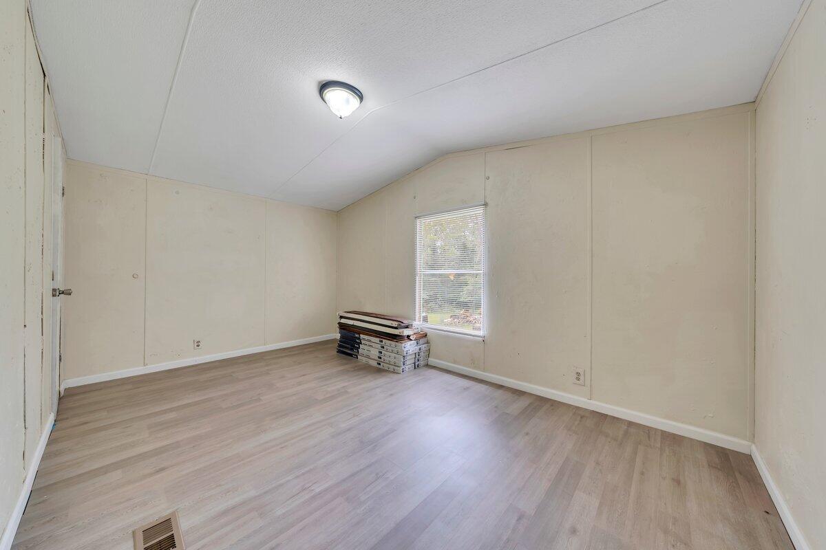 2028 Twin Peaks Dr, Bedford, Virginia image 23