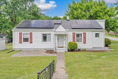 Homes For Sale - 5103 Woodlawn Rd<br/> Roanoke, VA 24017
