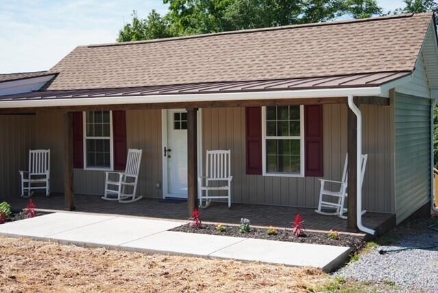 3912 Old Franklin Trnpk Turnpike, Glade Hill, Virginia image 1