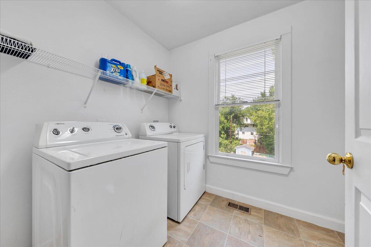 825 Day Ave, Roanoke, Virginia image 15