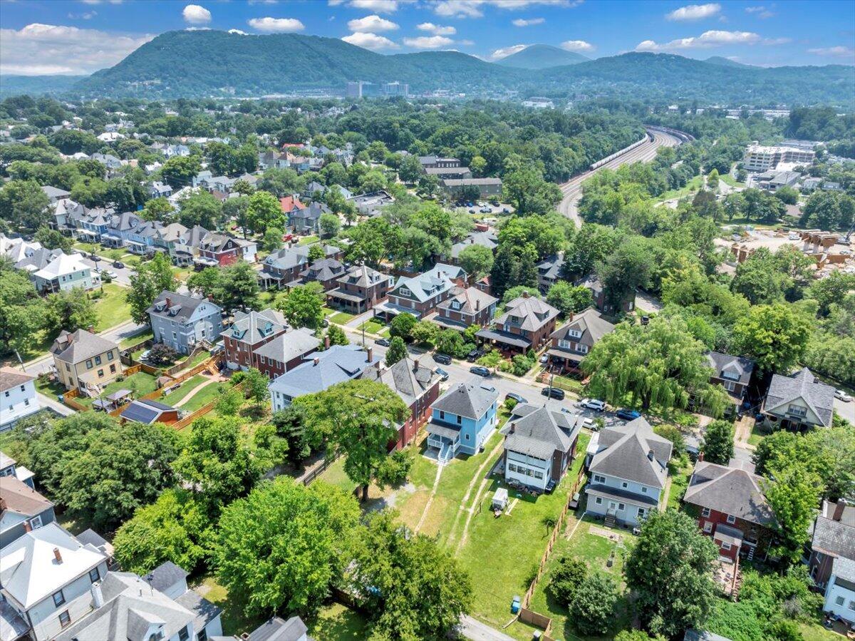825 Day Ave, Roanoke, Virginia image 42