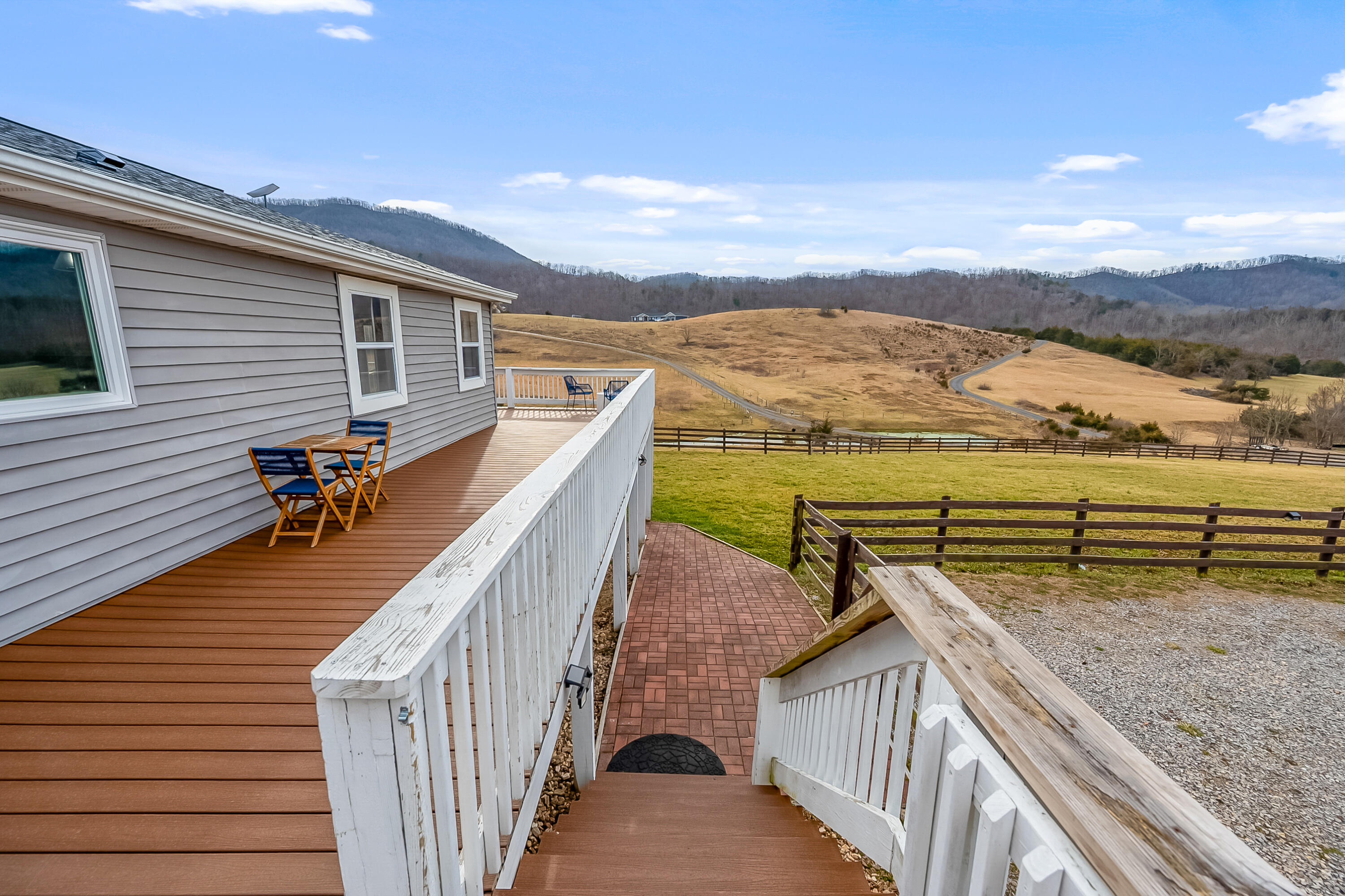 2855 Catawba Rd, Blacksburg, Virginia image 3