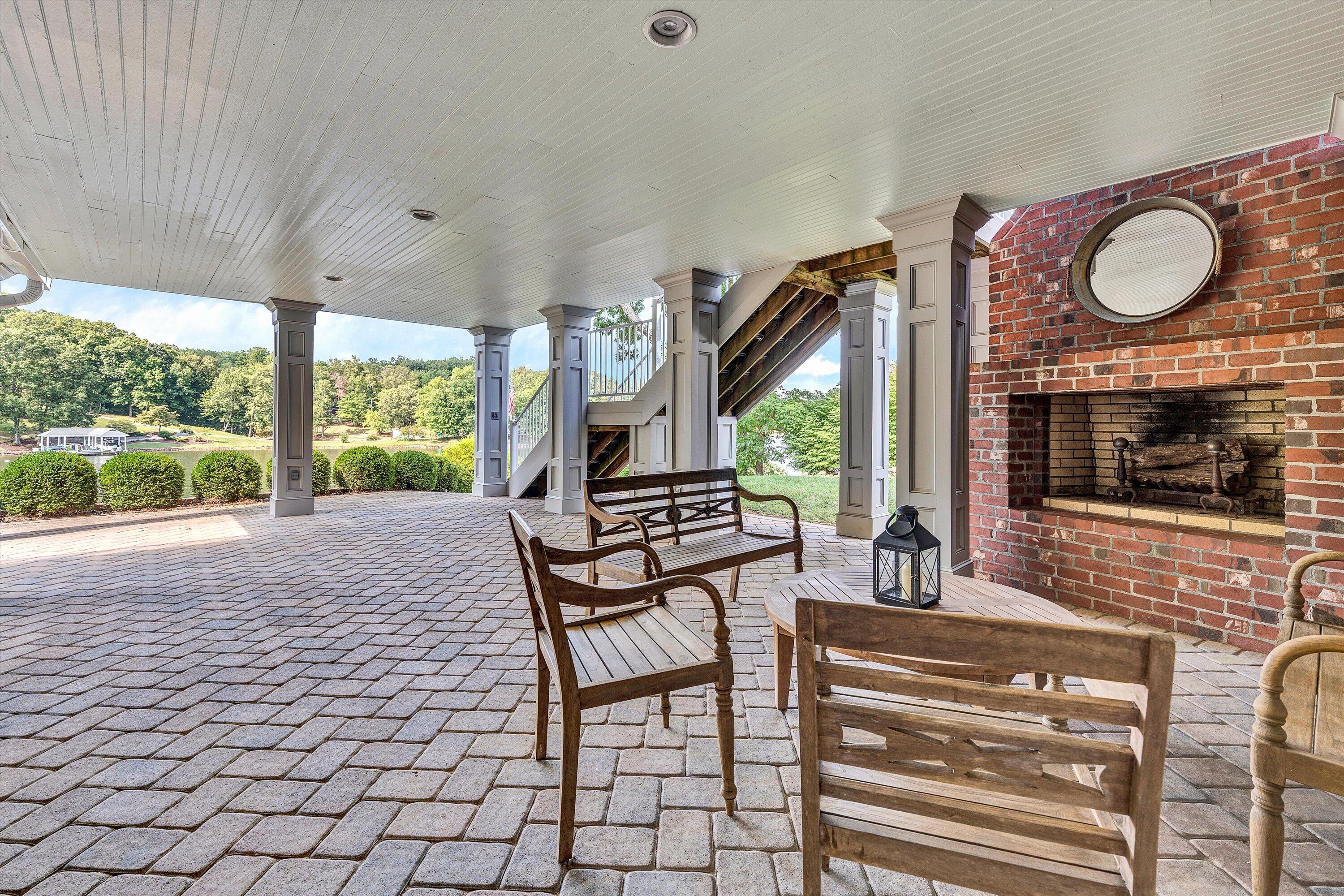 Union Hall, Virginia 24176, United States, 5 Bedrooms Bedrooms, ,6 BathroomsBathrooms,Residential,Active,45158