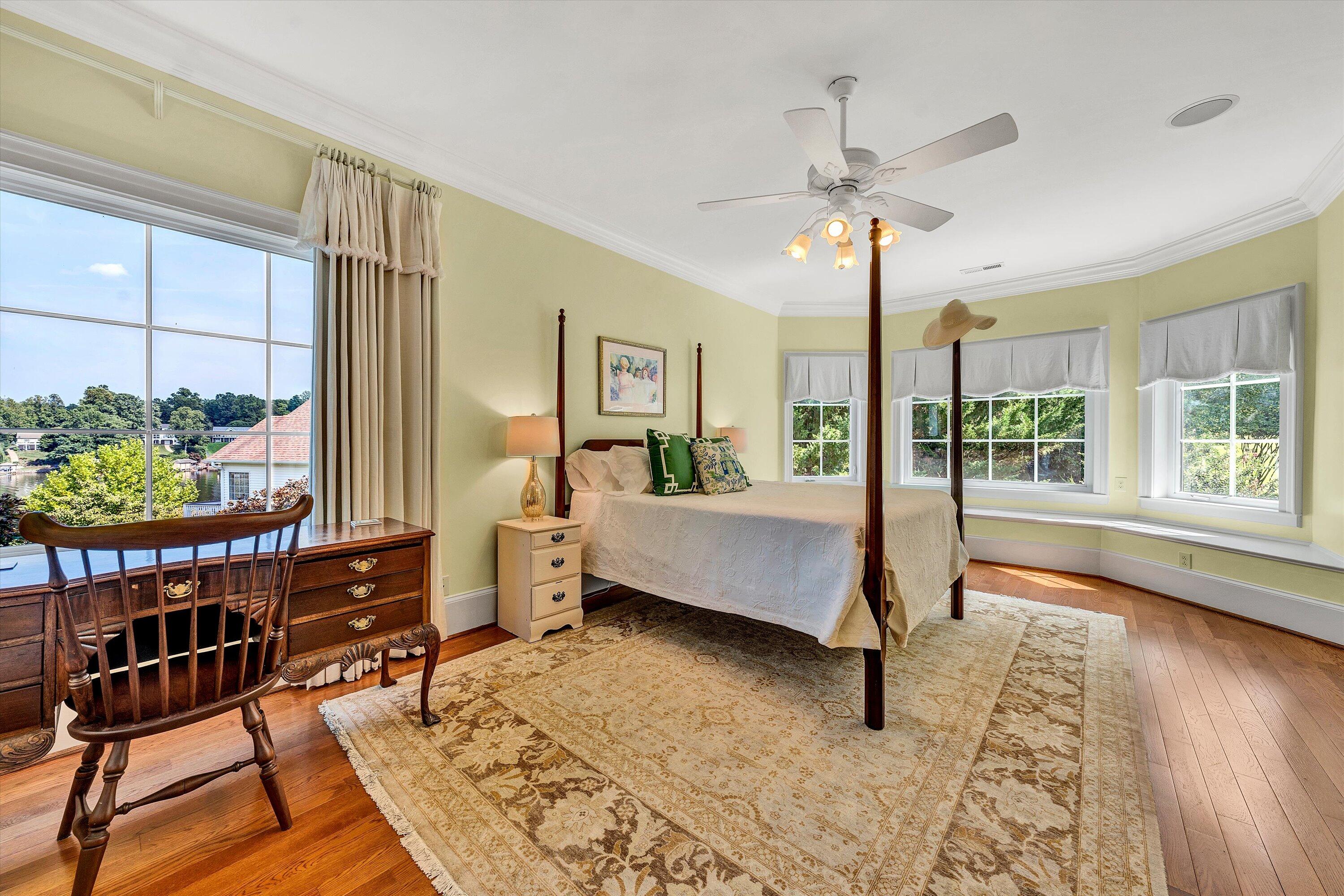 Union Hall, Virginia 24176, United States, 5 Bedrooms Bedrooms, ,6 BathroomsBathrooms,Residential,Active,45158