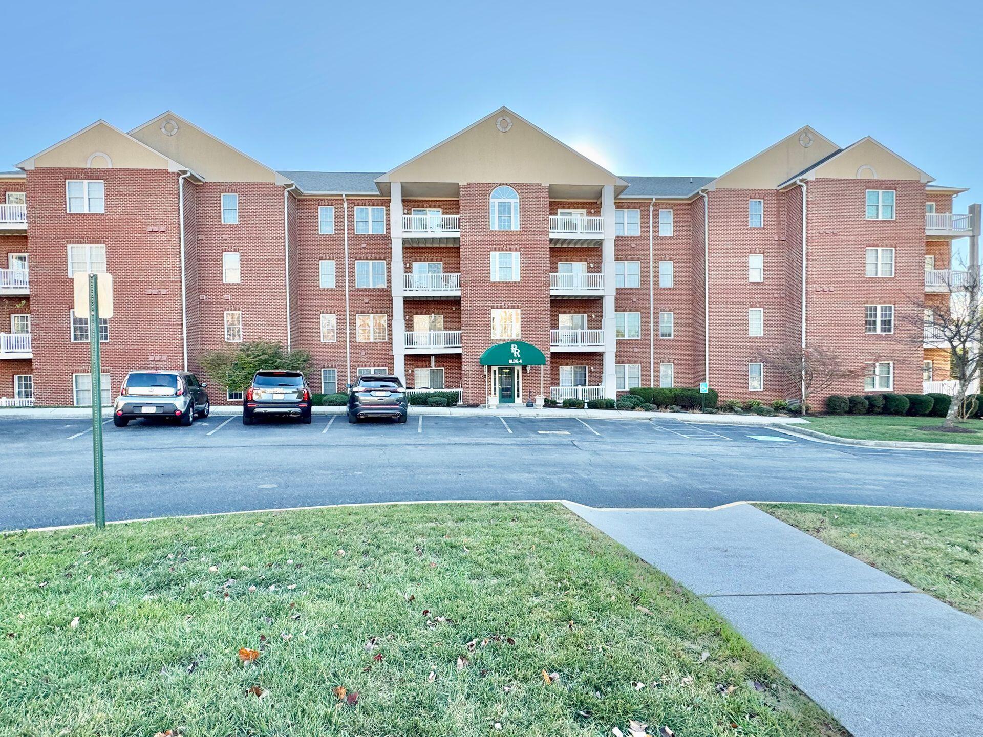 4448 Pheasant Ridge Rd #305, Roanoke, Virginia image 20