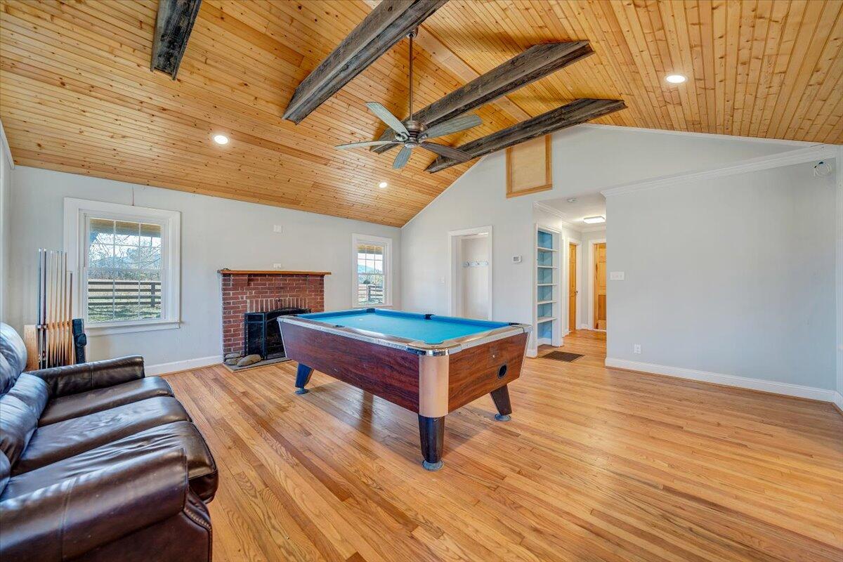 Big Island, Virginia 24526, United States, 2 Bedrooms Bedrooms, ,1 BathroomBathrooms,Residential,Pending,241567