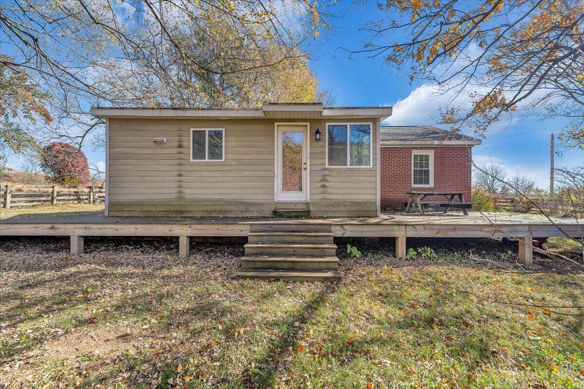 Big Island, Virginia 24526, United States, 2 Bedrooms Bedrooms, ,1 BathroomBathrooms,Residential,Pending,241567