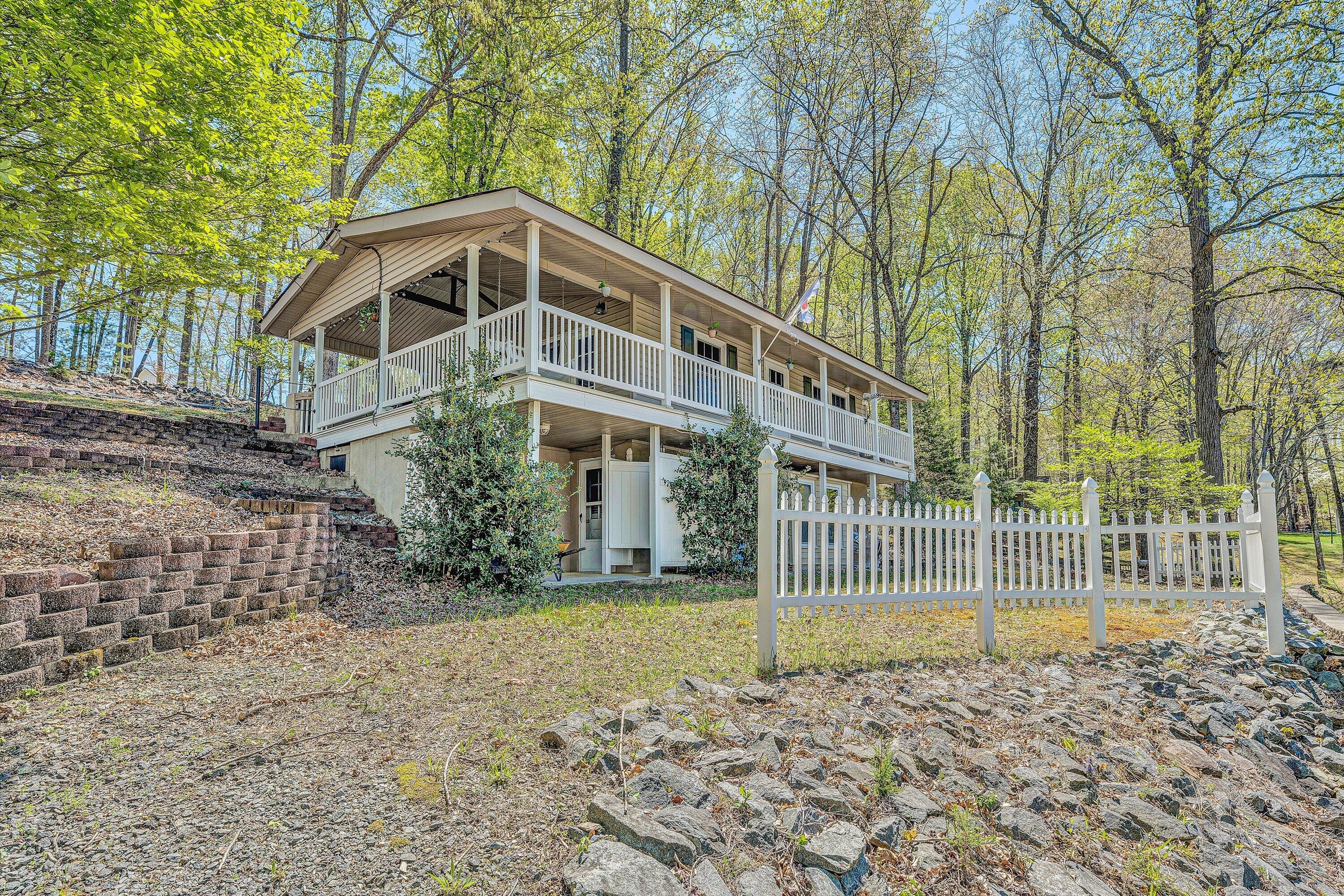 241 Locust Ln, Penhook, Virginia image 3