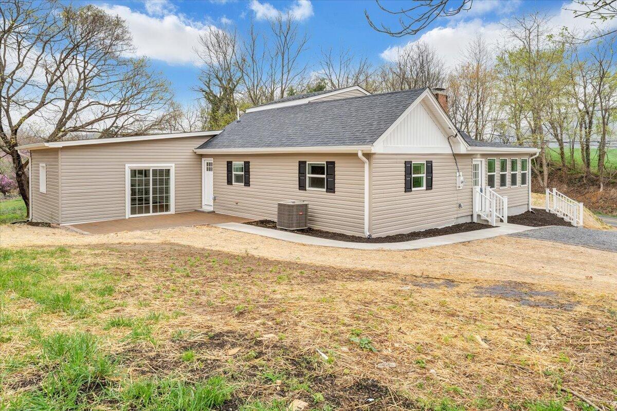 6346 Blacksburg Rd, Troutville, Virginia image 34