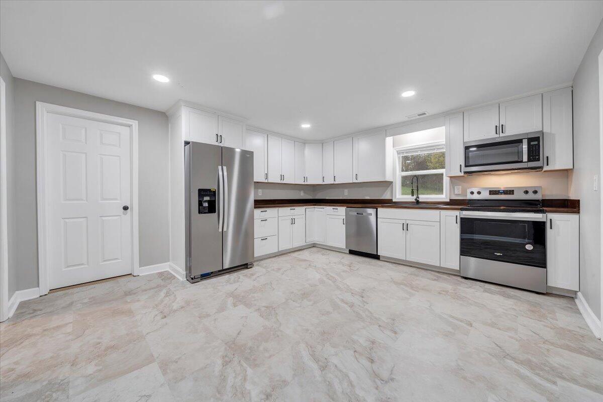 6346 Blacksburg Rd, Troutville, Virginia image 10