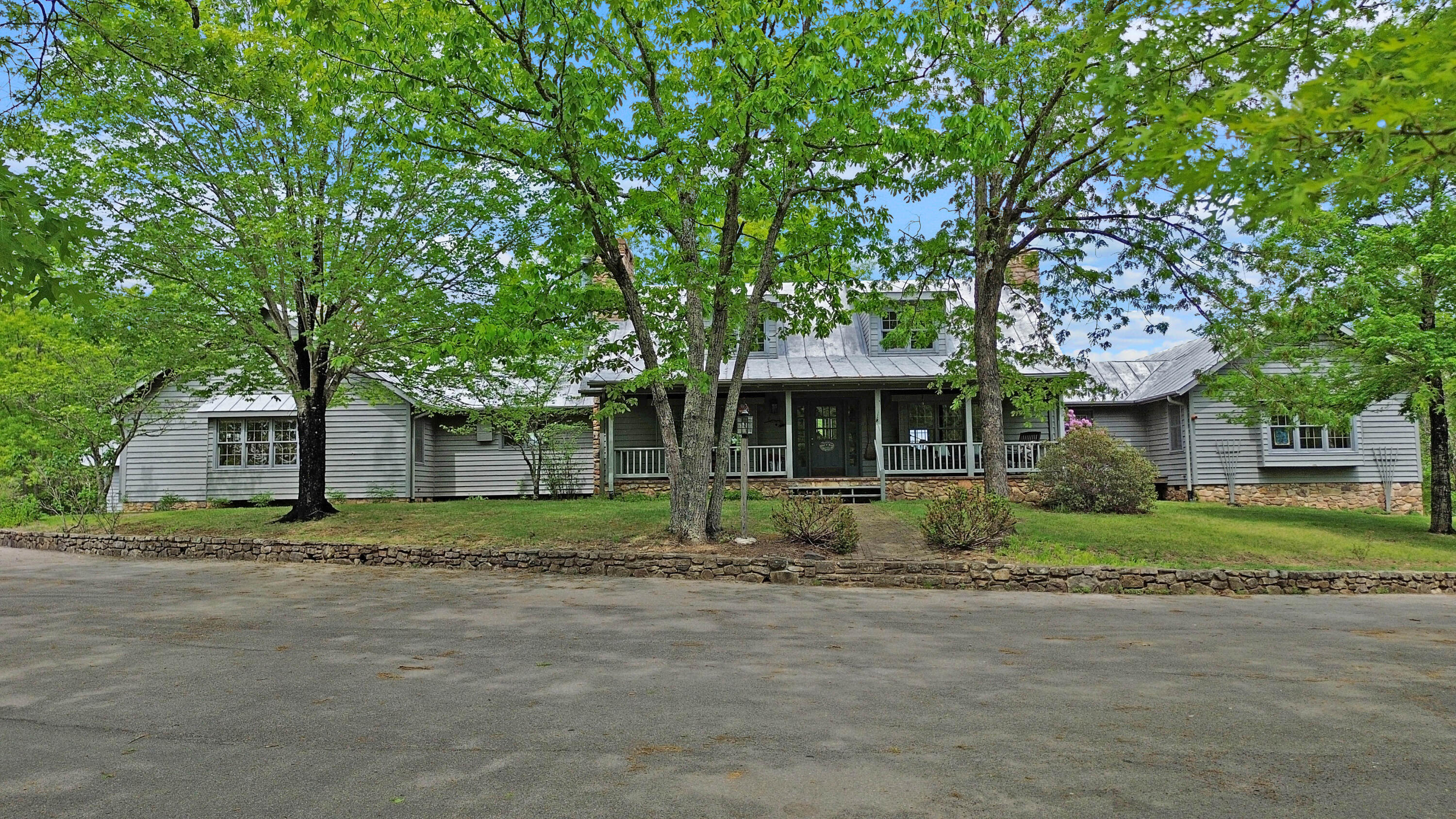 388 Hemlock Ridge Ln, Catawba, Virginia image 7