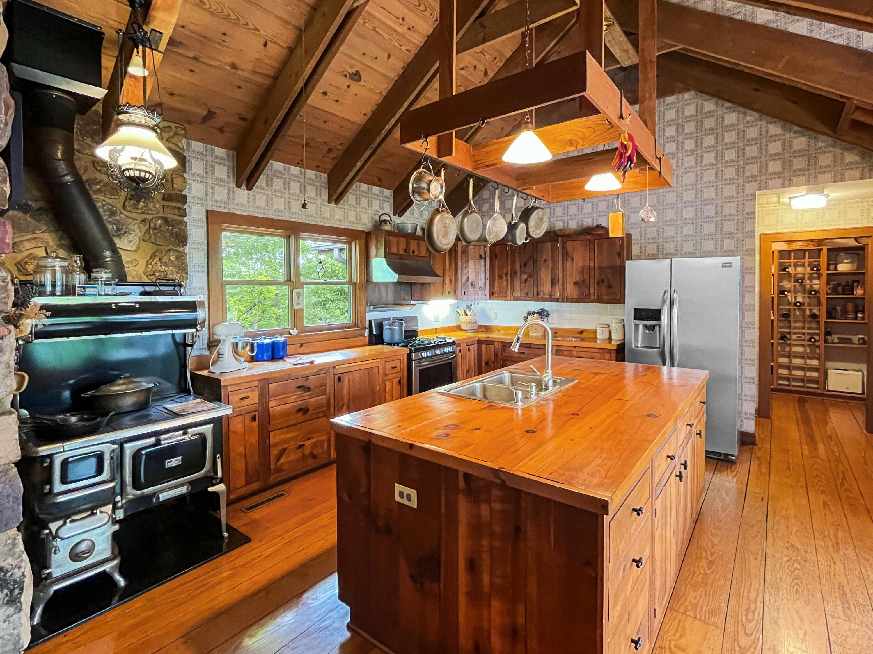 388 Hemlock Ridge Ln, Catawba, Virginia image 22