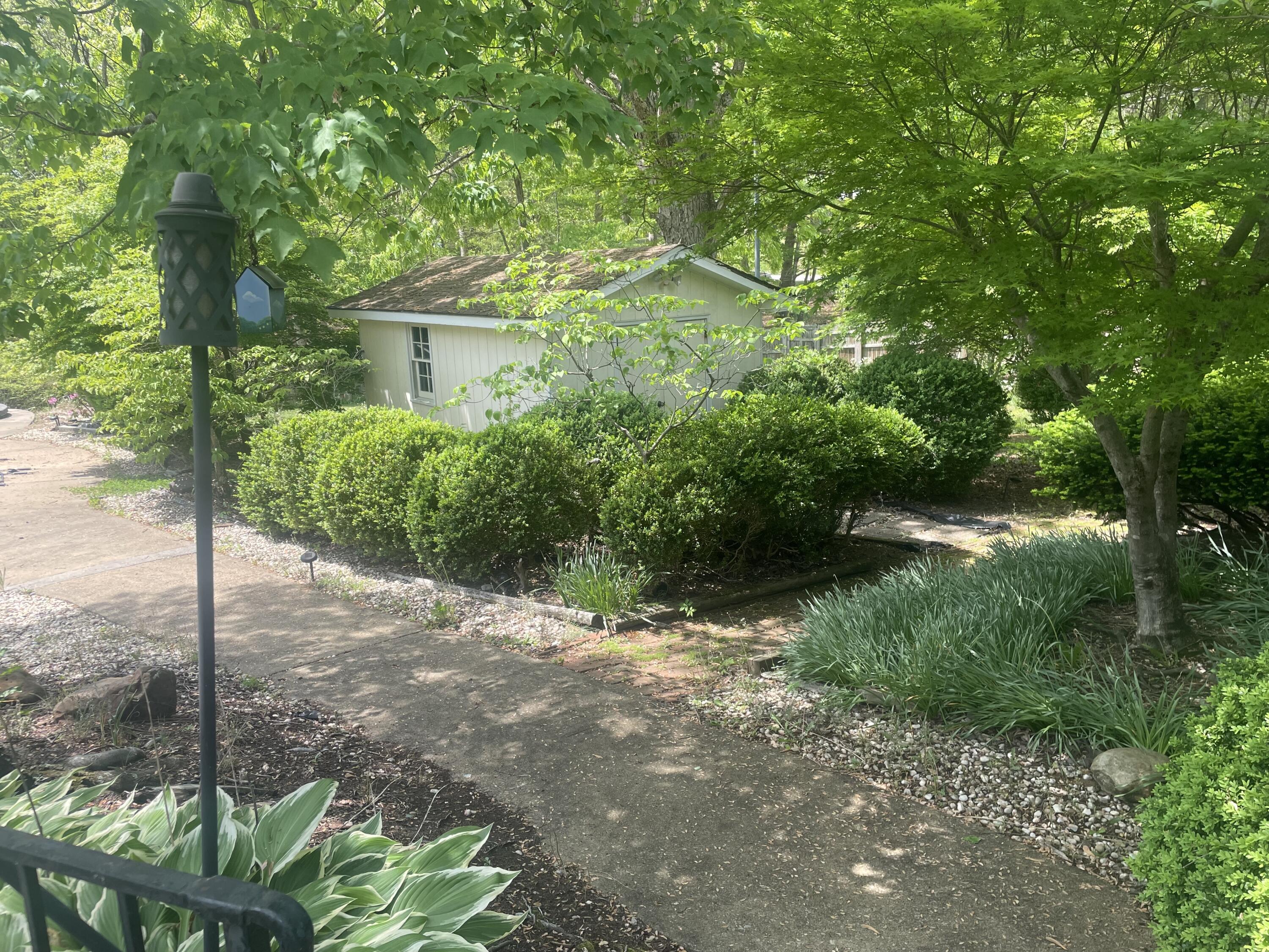 1407 Russell Dr, Covington, Virginia image 6