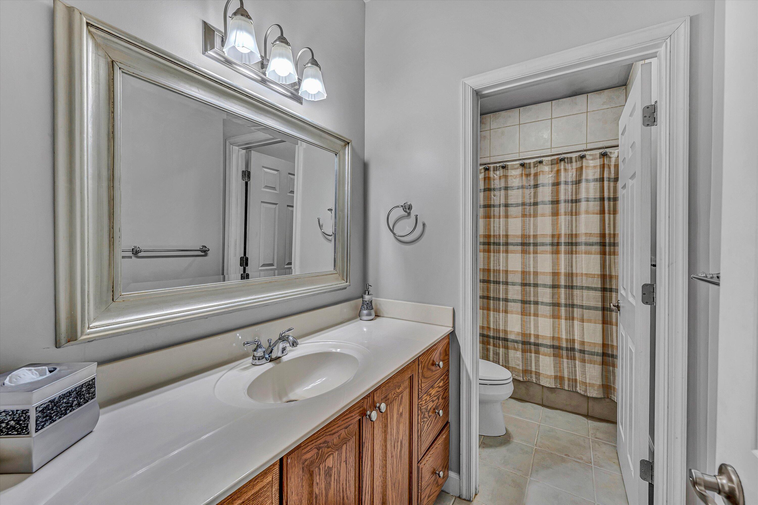 100 Waterside Dr, Moneta, Virginia image 22