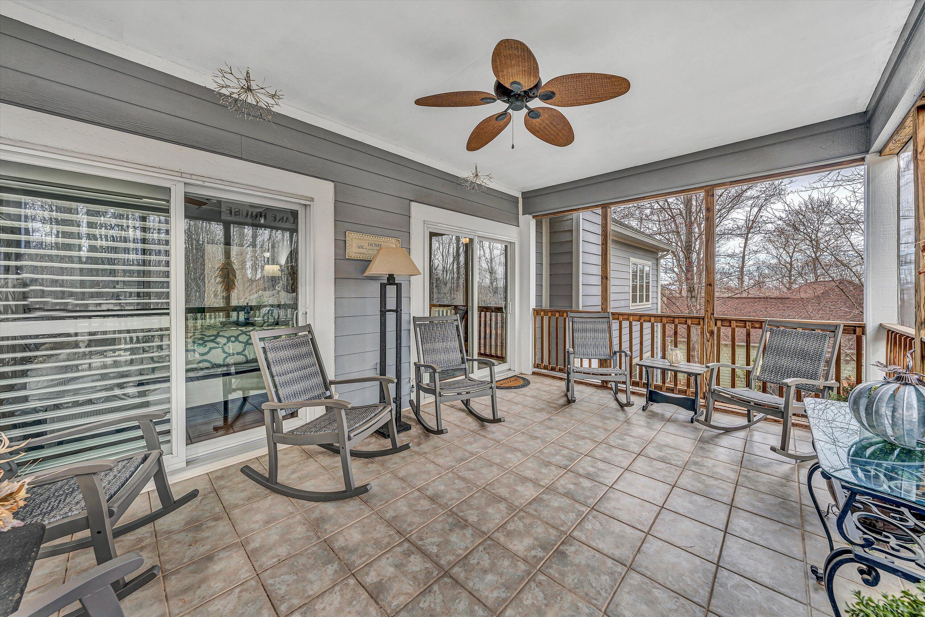 100 Waterside Dr, Moneta, Virginia image 24
