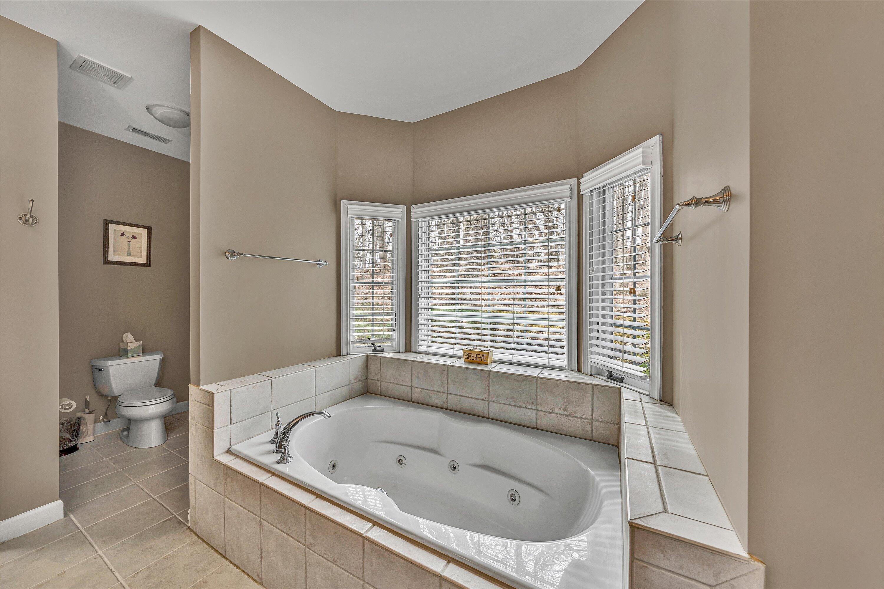 100 Waterside Dr, Moneta, Virginia image 18
