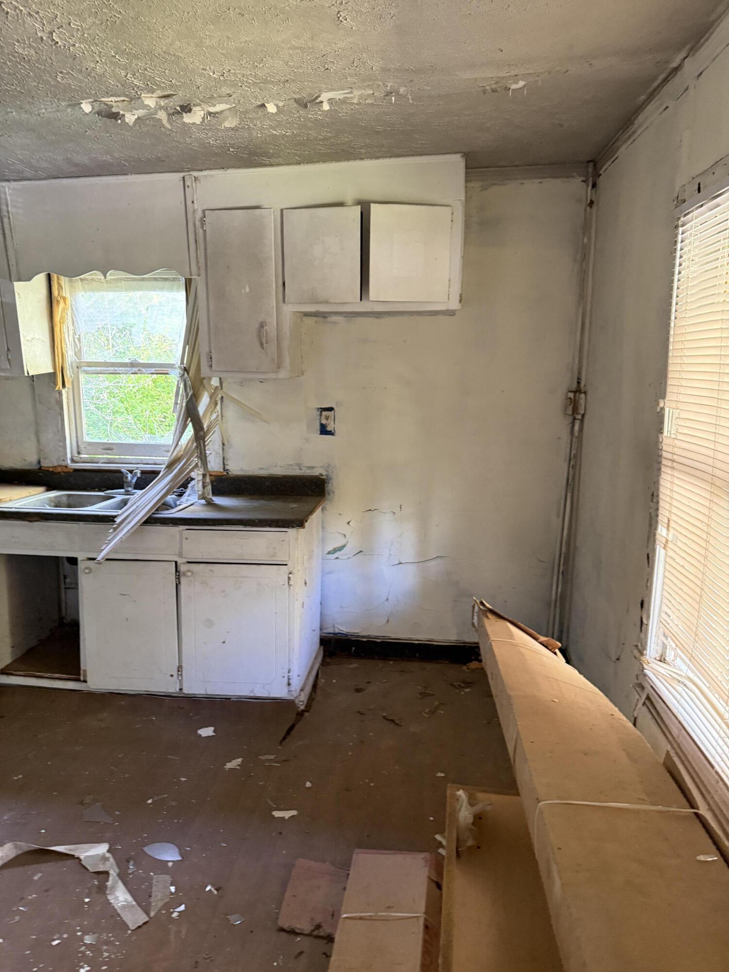 9 N Jackson St, Martinsville, Virginia image 6