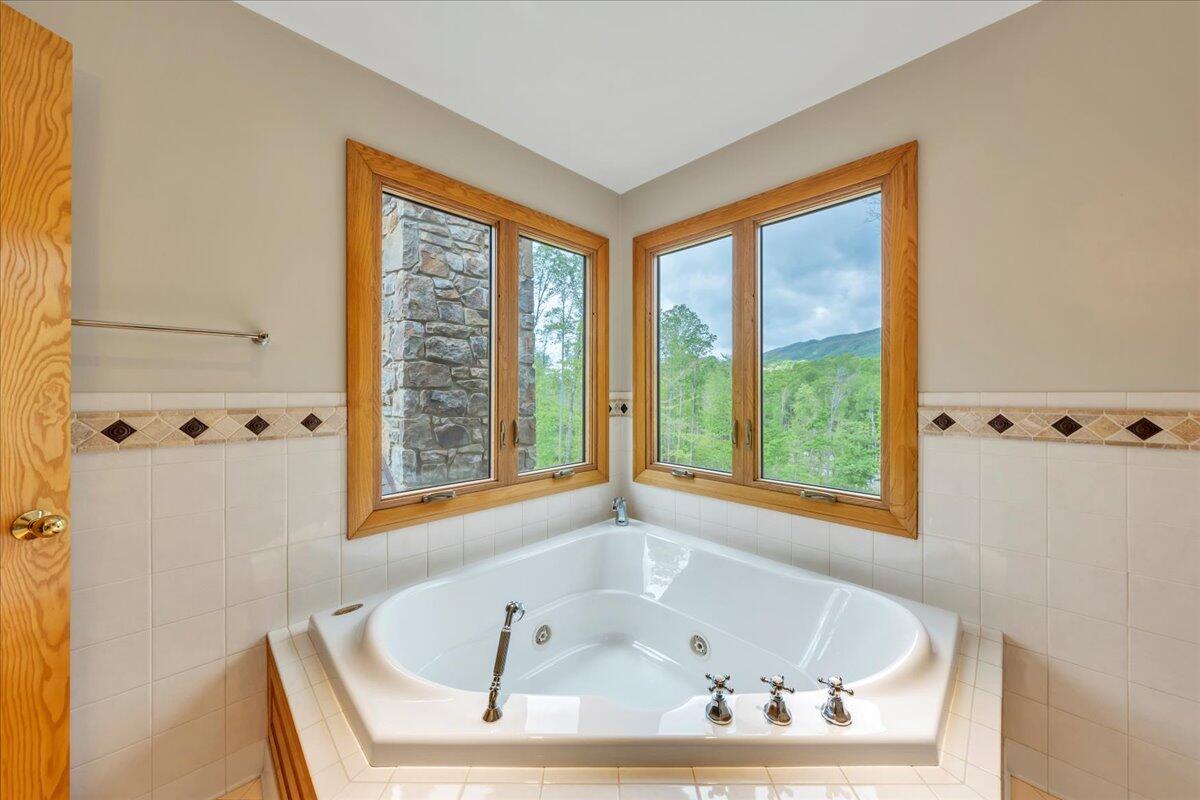 122 Gravelly Ridge Rd, Troutville, Virginia image 46