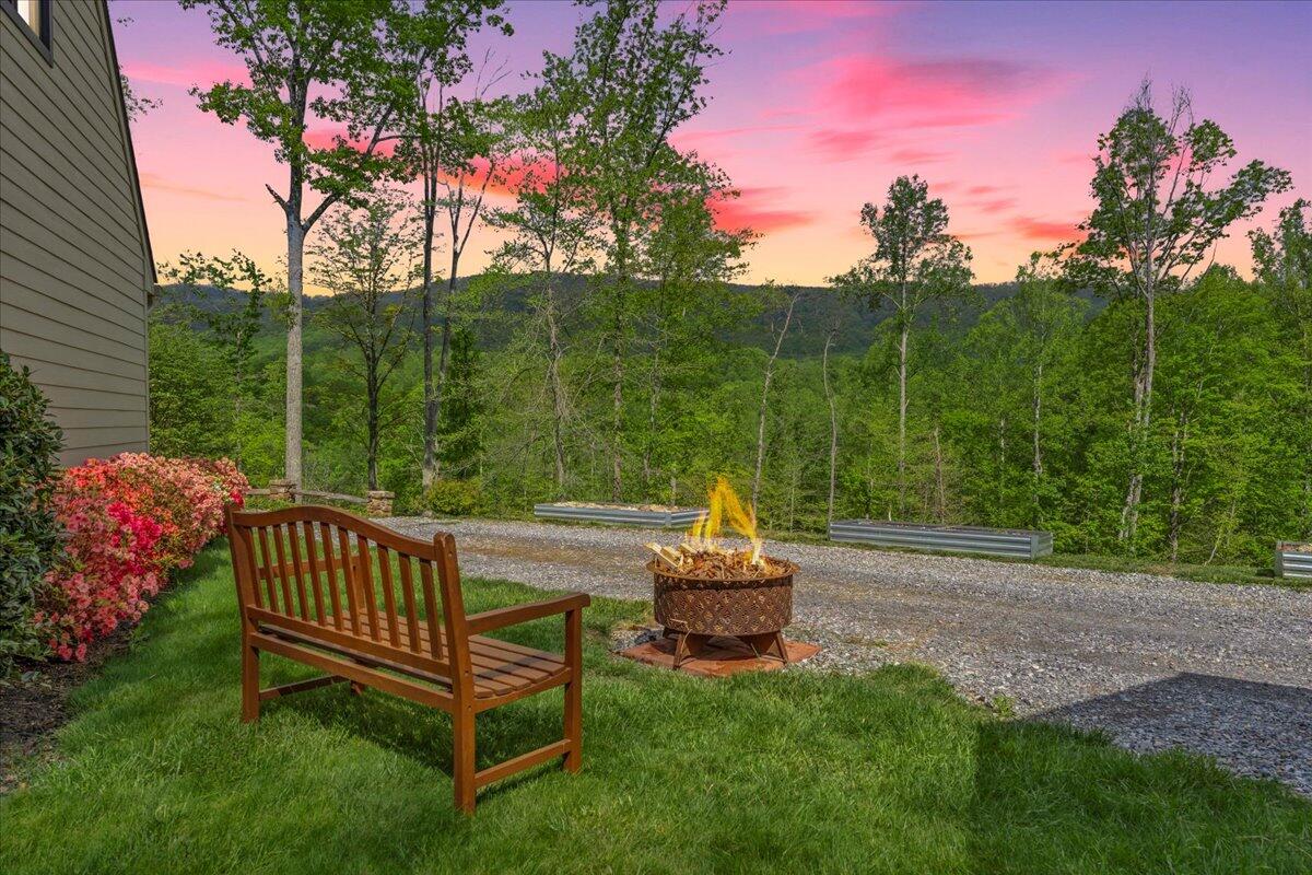 122 Gravelly Ridge Rd, Troutville, Virginia image 3