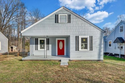 Homes For Sale - 1920 Daniels Creek Rd<br/> Collinsville, VA 24078