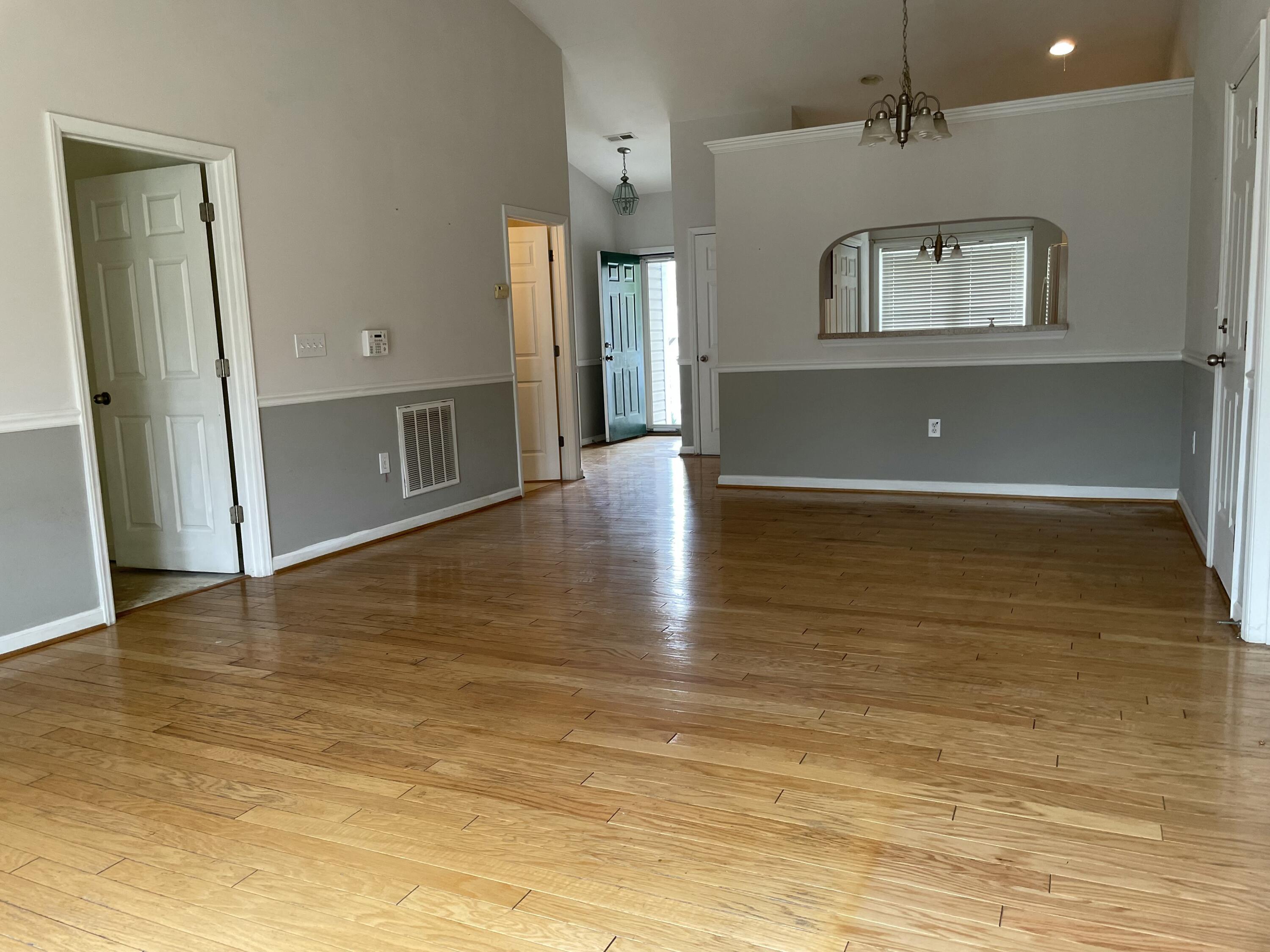 8600 South Bend Dr, Roanoke, Virginia image 4