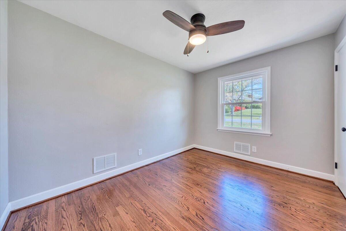 4602 Cresthill Dr, Roanoke, Virginia image 12