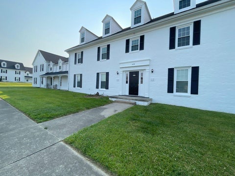 Apartment For Rent - 6488 Carefree Ln #42<br/> Roanoke County, Roanoke, VA 24019