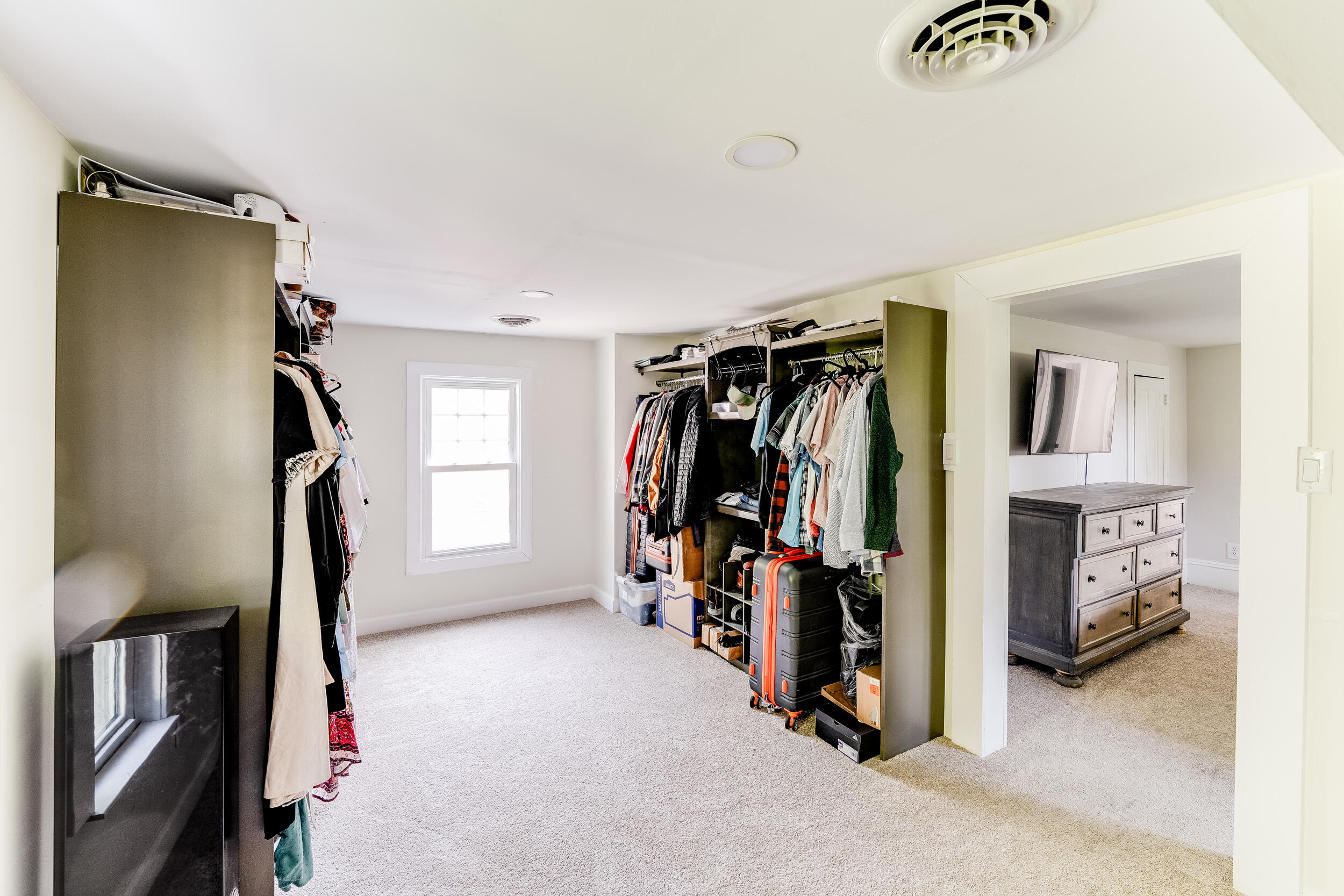 1038 Valencia Dr, Huddleston, Virginia image 32