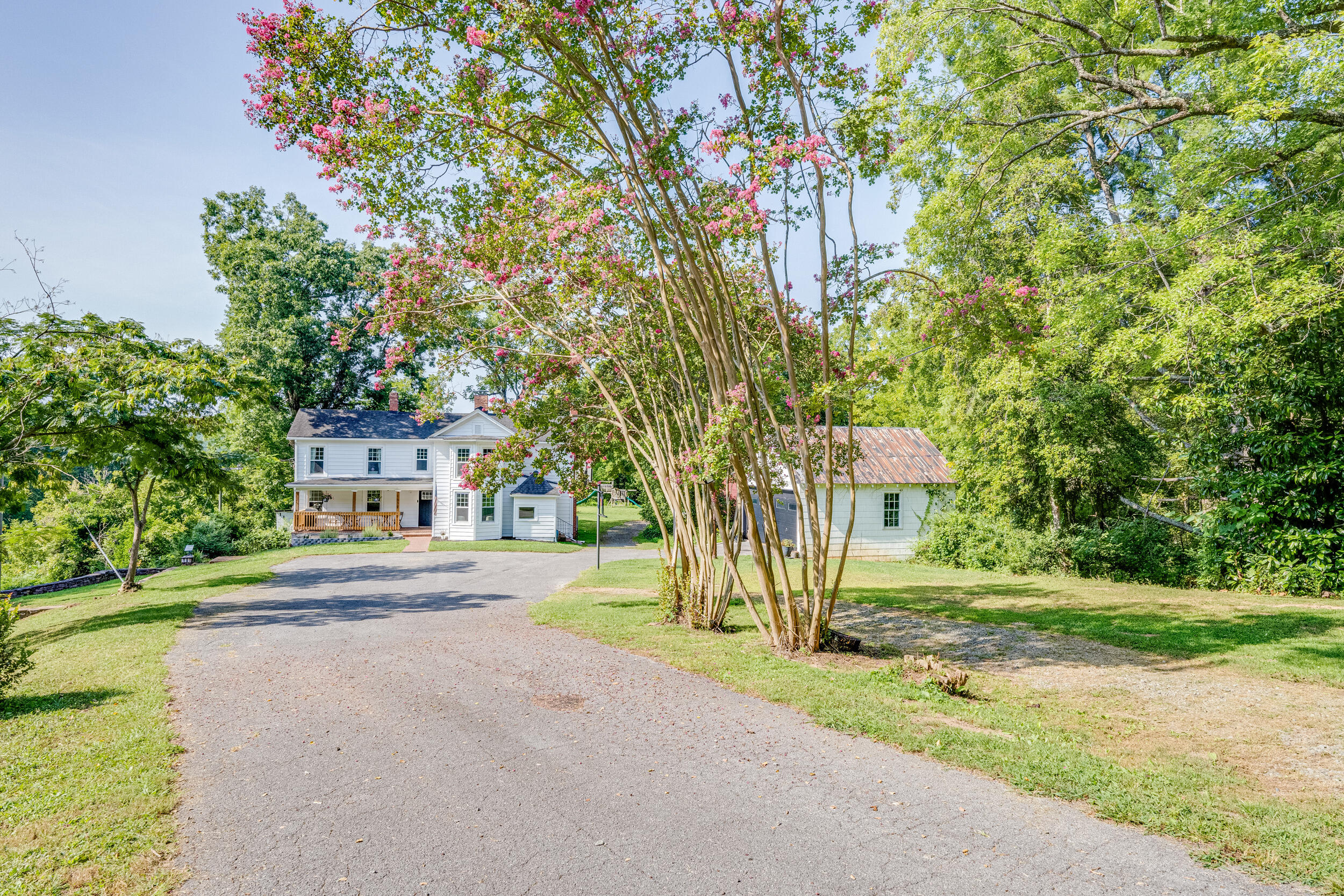 1038 Valencia Dr, Huddleston, Virginia image 49