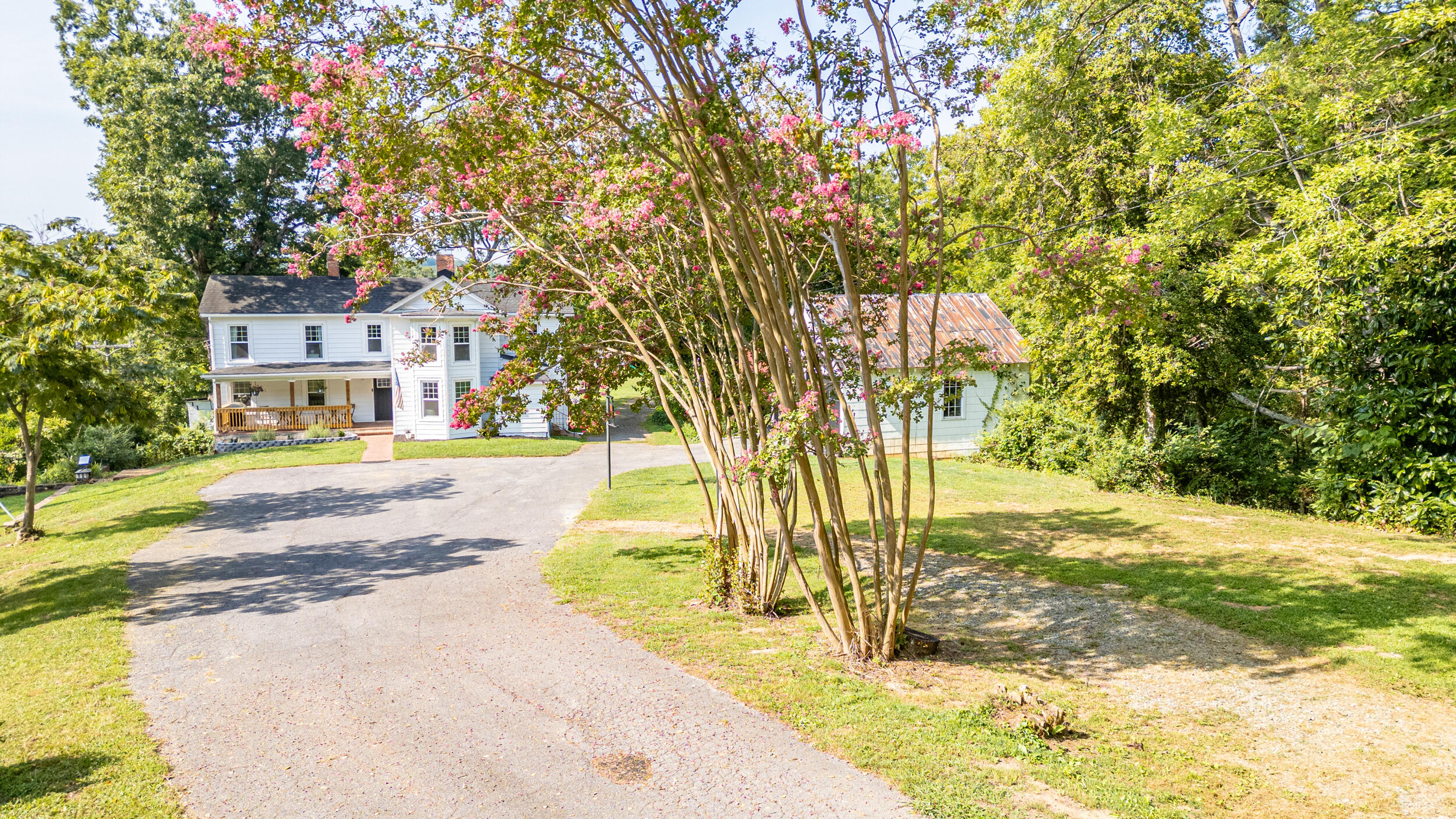 1038 Valencia Dr, Huddleston, Virginia image 50