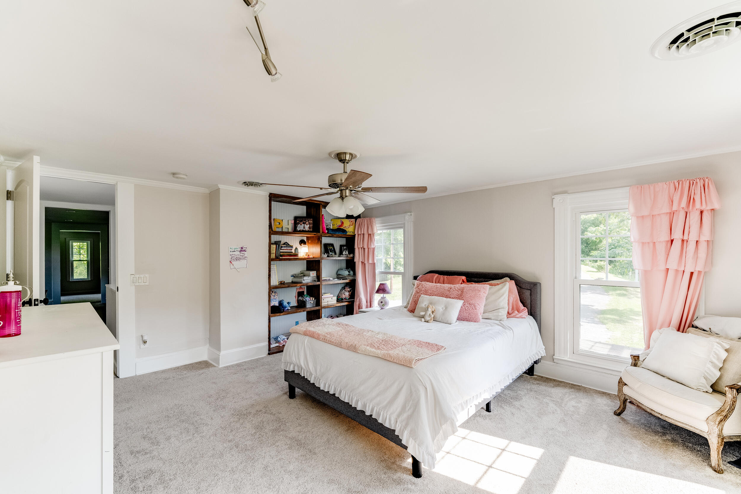 1038 Valencia Dr, Huddleston, Virginia image 36