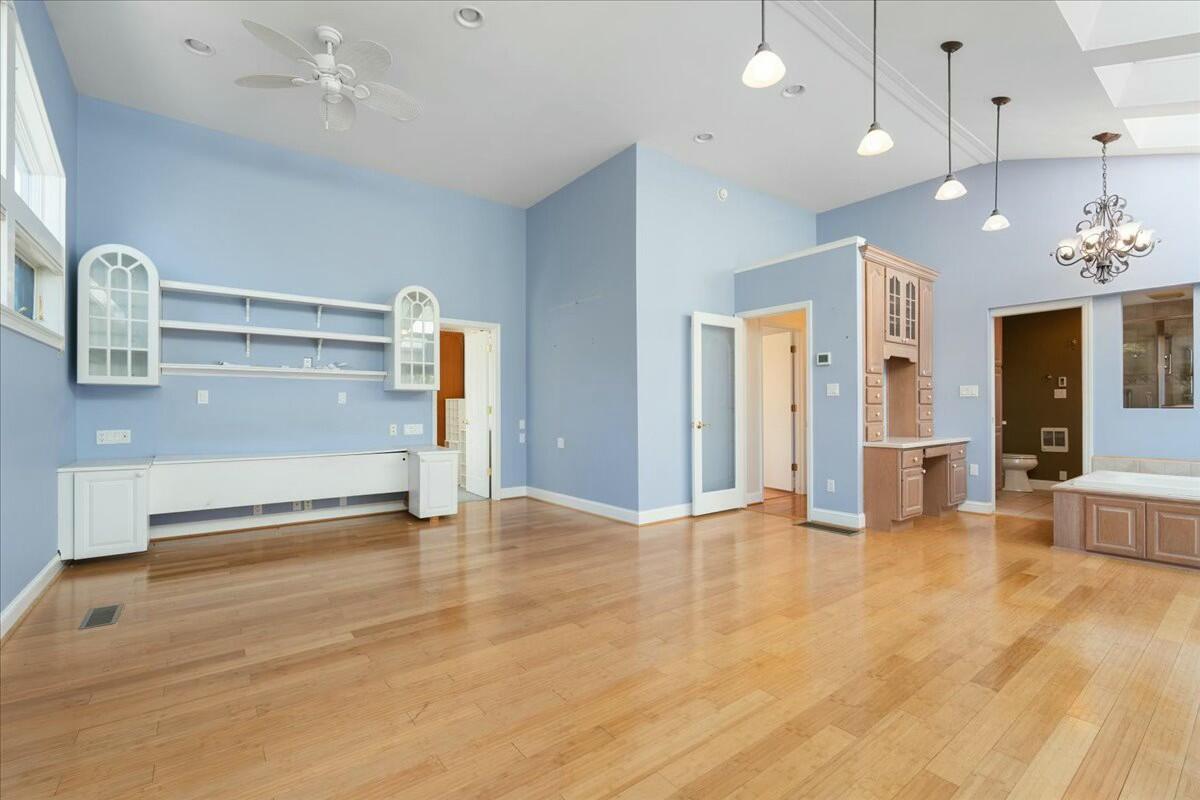 1031 Lakemount Dr, Moneta, Virginia image 37