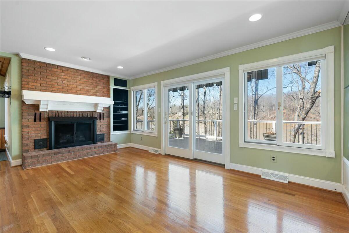 1031 Lakemount Dr, Moneta, Virginia image 19