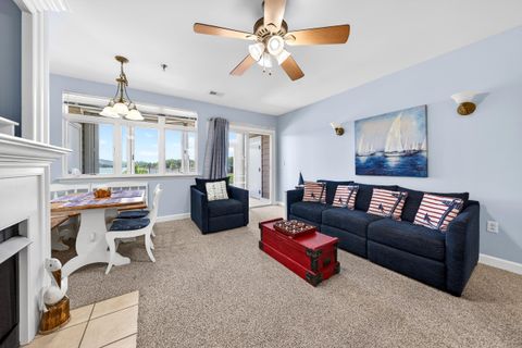 Condo For Sale - 1245 Graves Harbor Trl # 206<br/> Huddleston, VA 24104