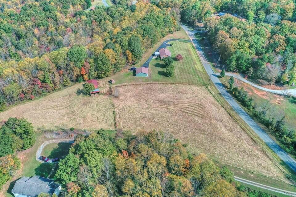 345 Deepwoods Rd, Hardy, Virginia image 2