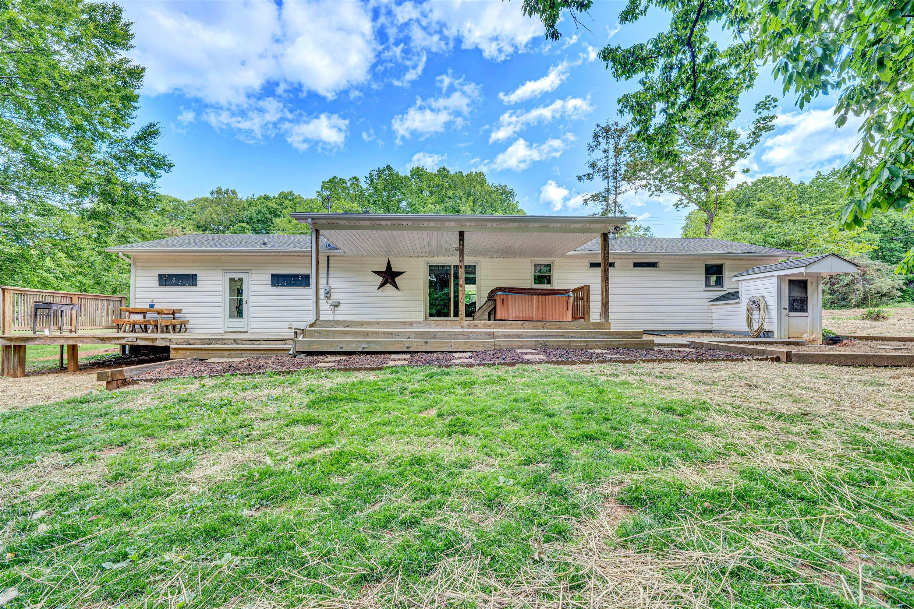 1999 Edwardsville Rd, Hardy, Virginia image 26
