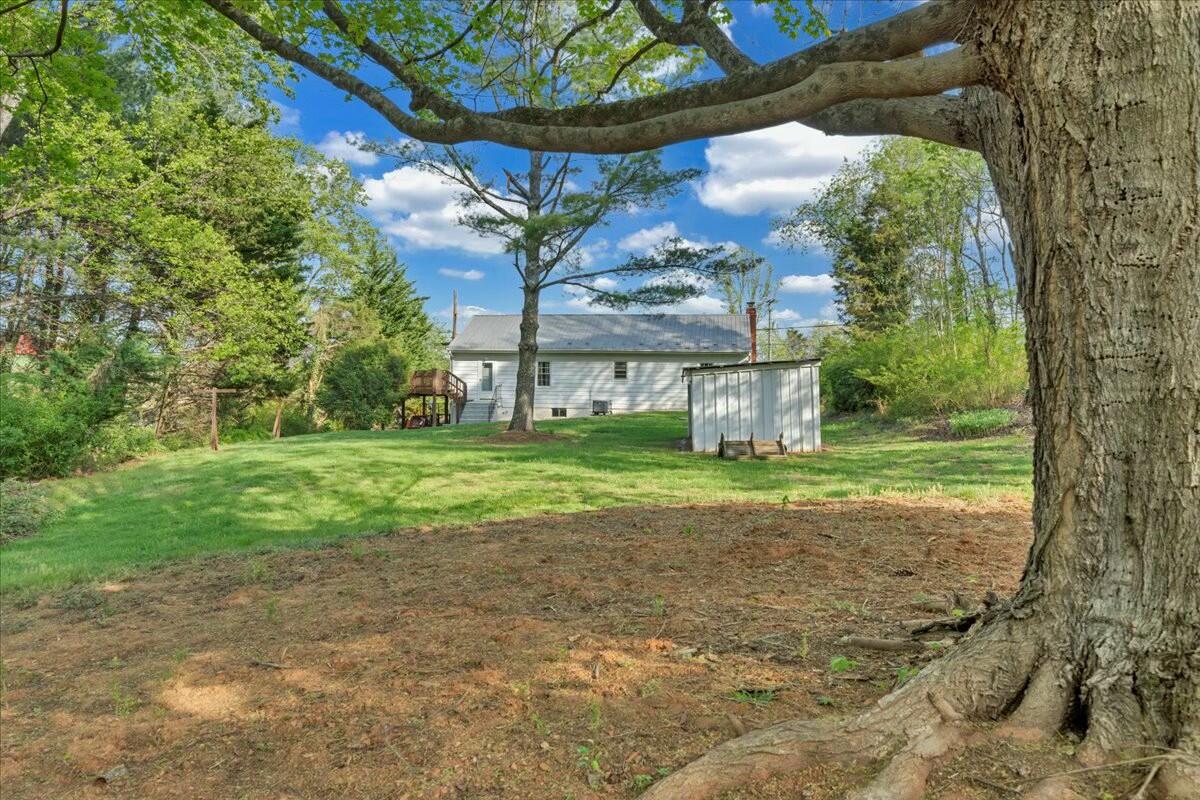 12477 North Old Moneta Rd, Moneta, Virginia image 37