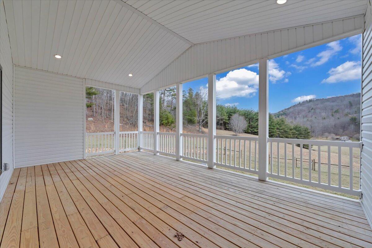 1516 Powder Mill Rd, Elk Creek, Virginia image 34