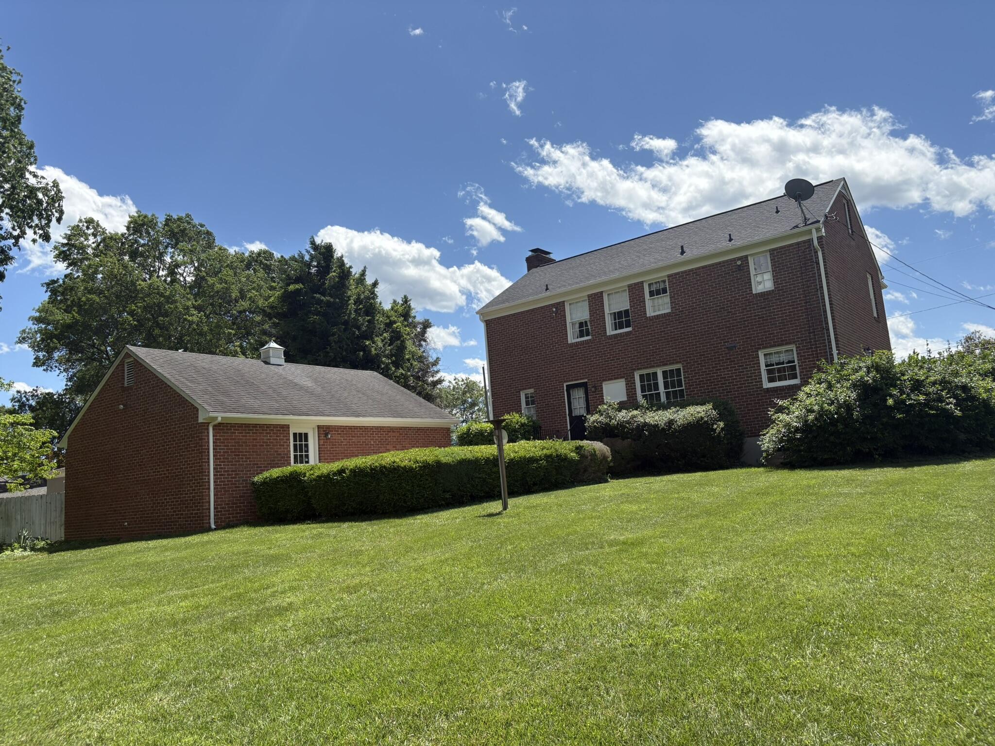 600 Academy St, Salem, Ohio image 2