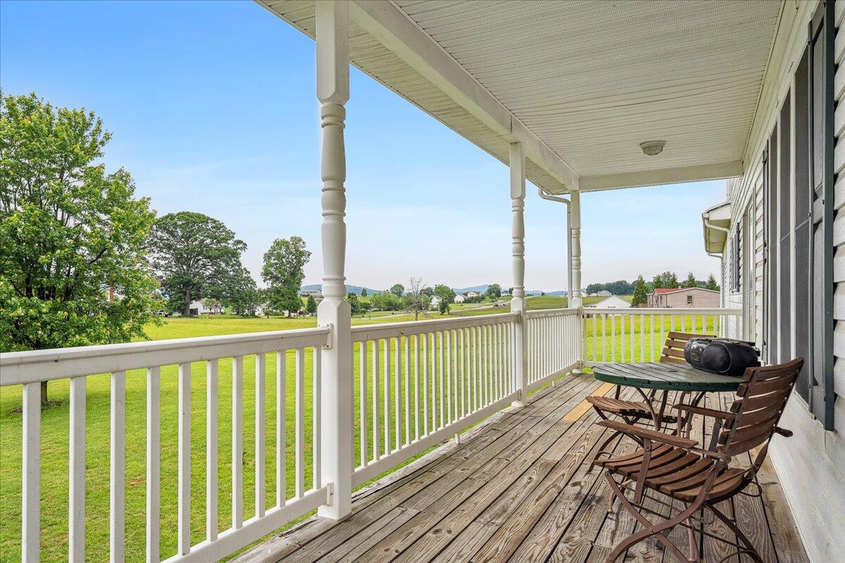 1064 Savanna Hills Dr, Moneta, Virginia image 15